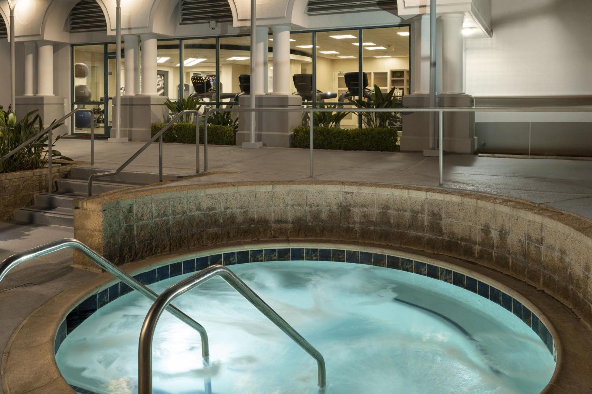 Costa Mesa Marriott Otel Dış mekan fotoğraf