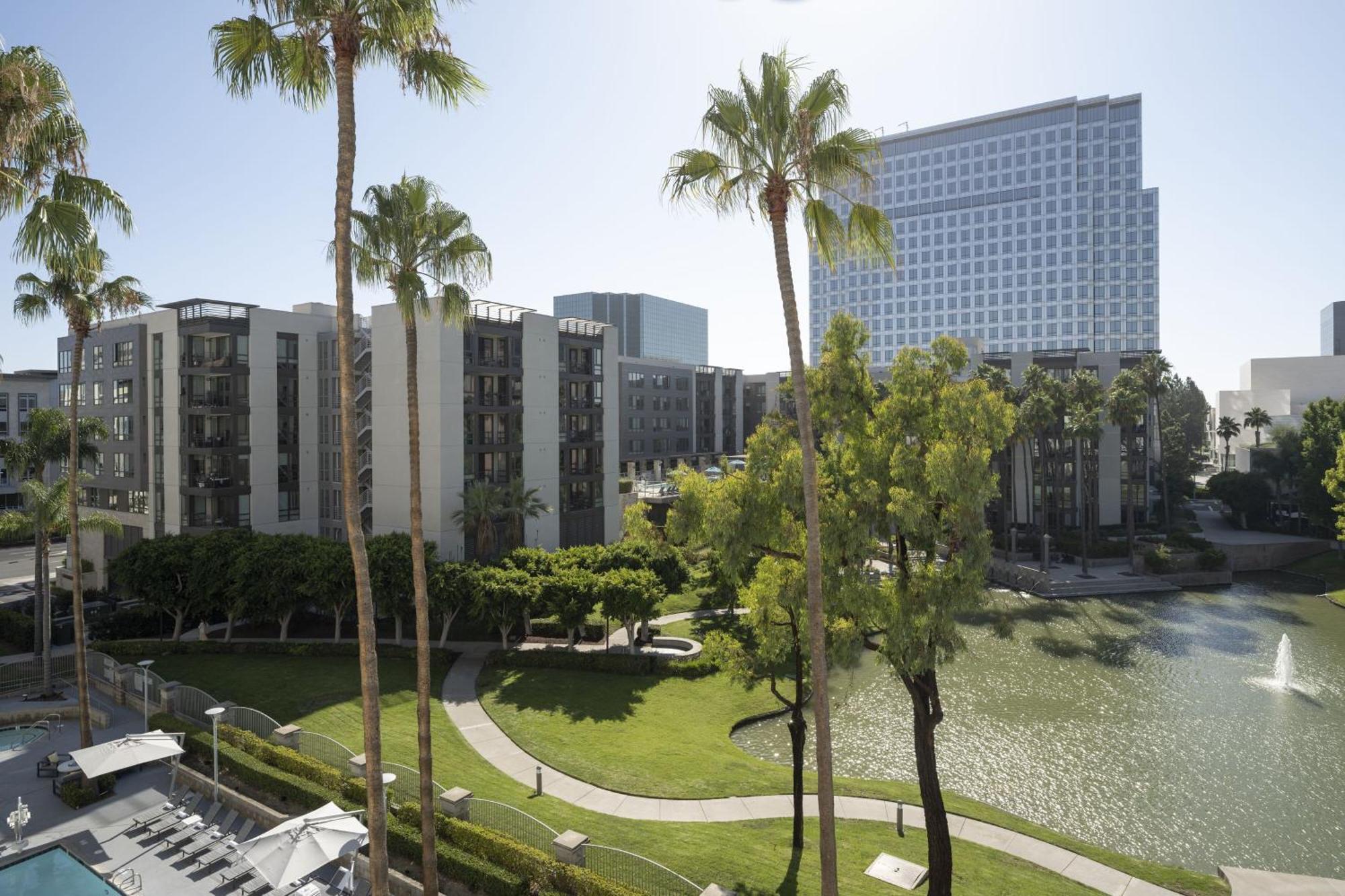 Costa Mesa Marriott Otel Dış mekan fotoğraf